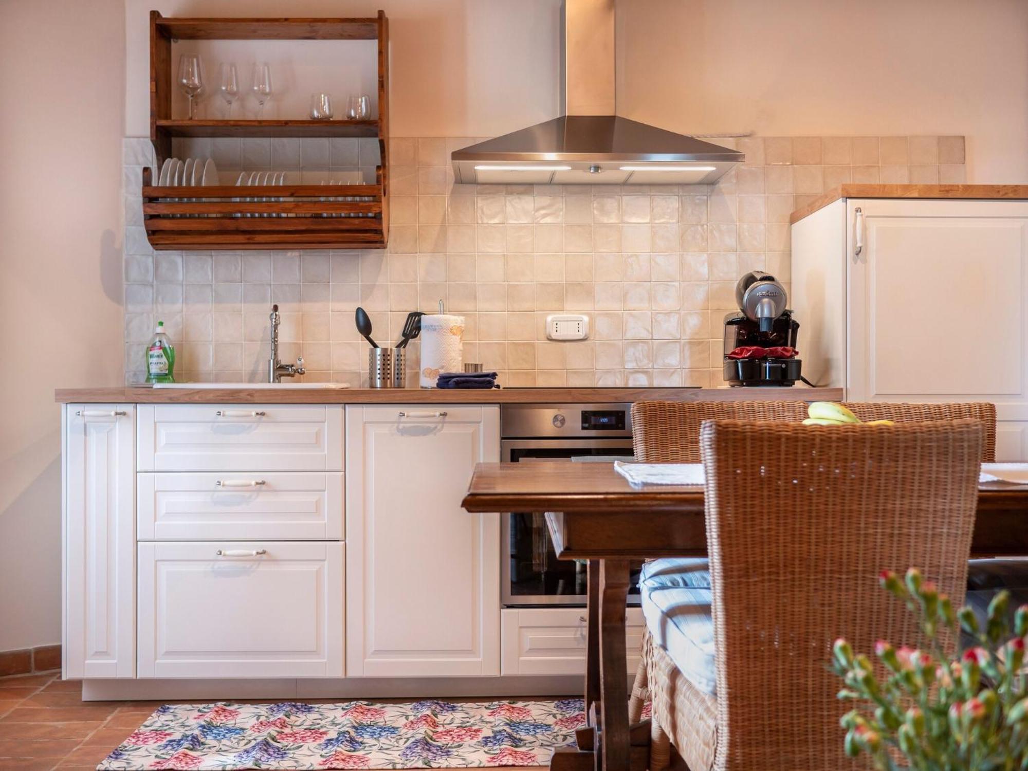 Stunning Apartment In Mombaroccio Near Metauro River Kültér fotó