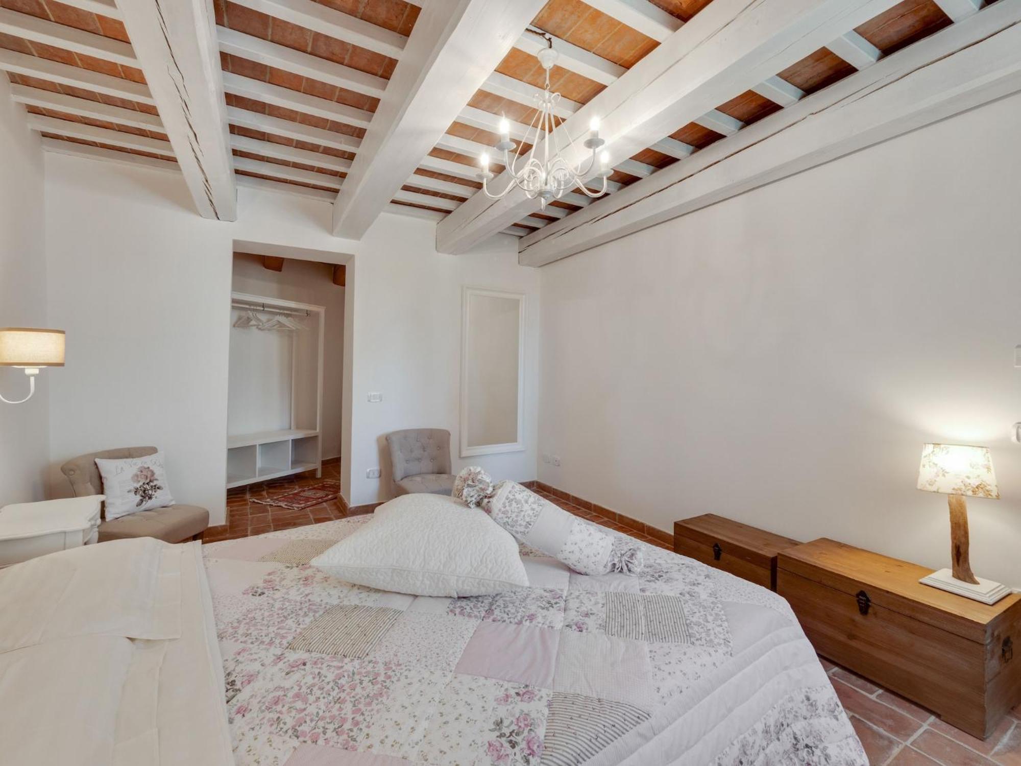 Stunning Apartment In Mombaroccio Near Metauro River Kültér fotó