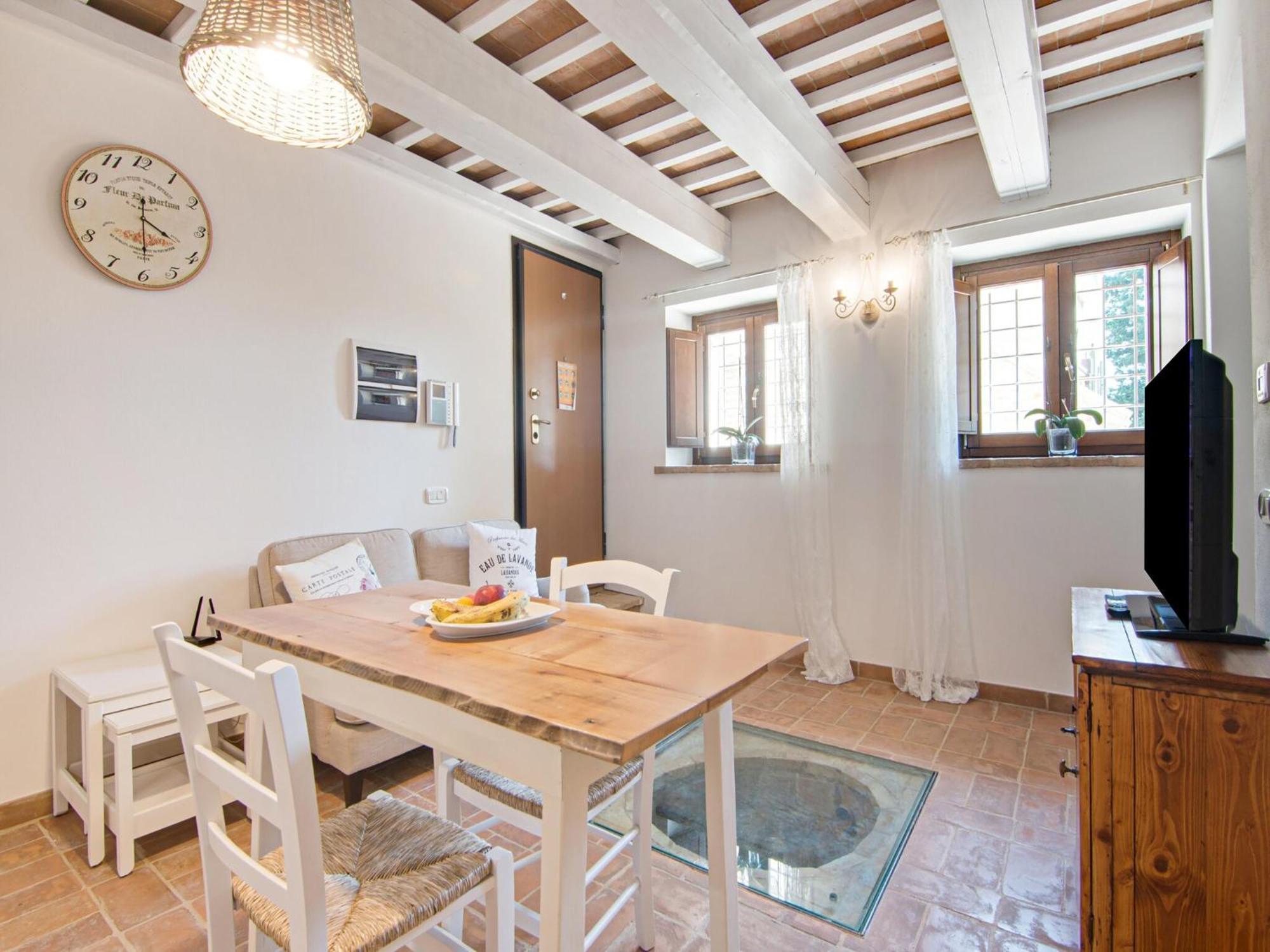 Stunning Apartment In Mombaroccio Near Metauro River Kültér fotó